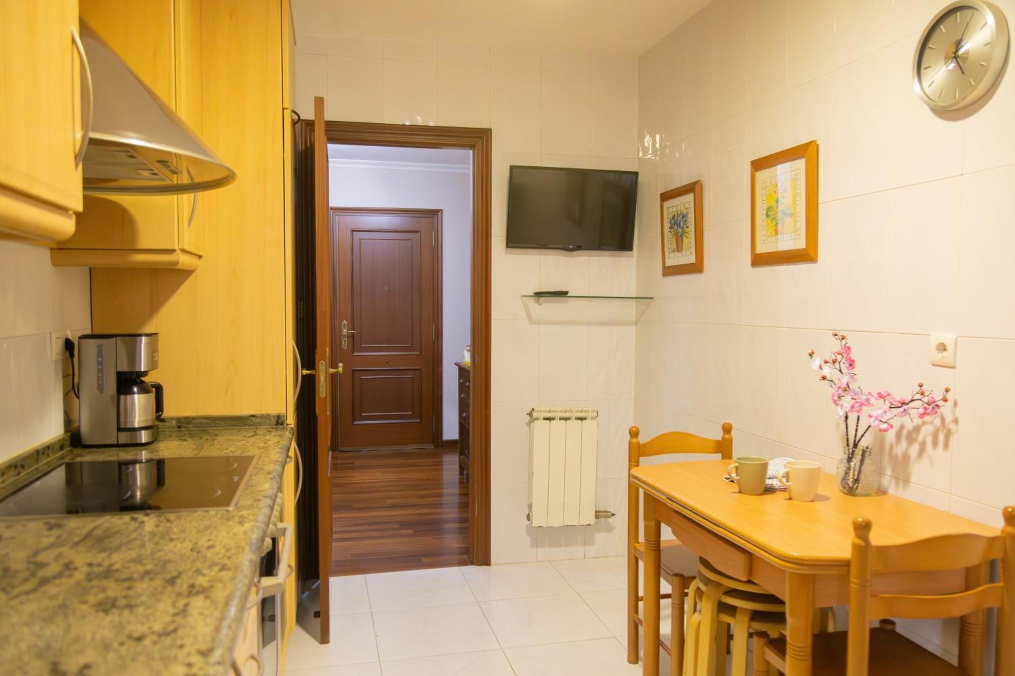 Apartamento Completo, Amplio, Muy Iluminado Y Con Plaza De Garaje Incluida. O Grove Kültér fotó