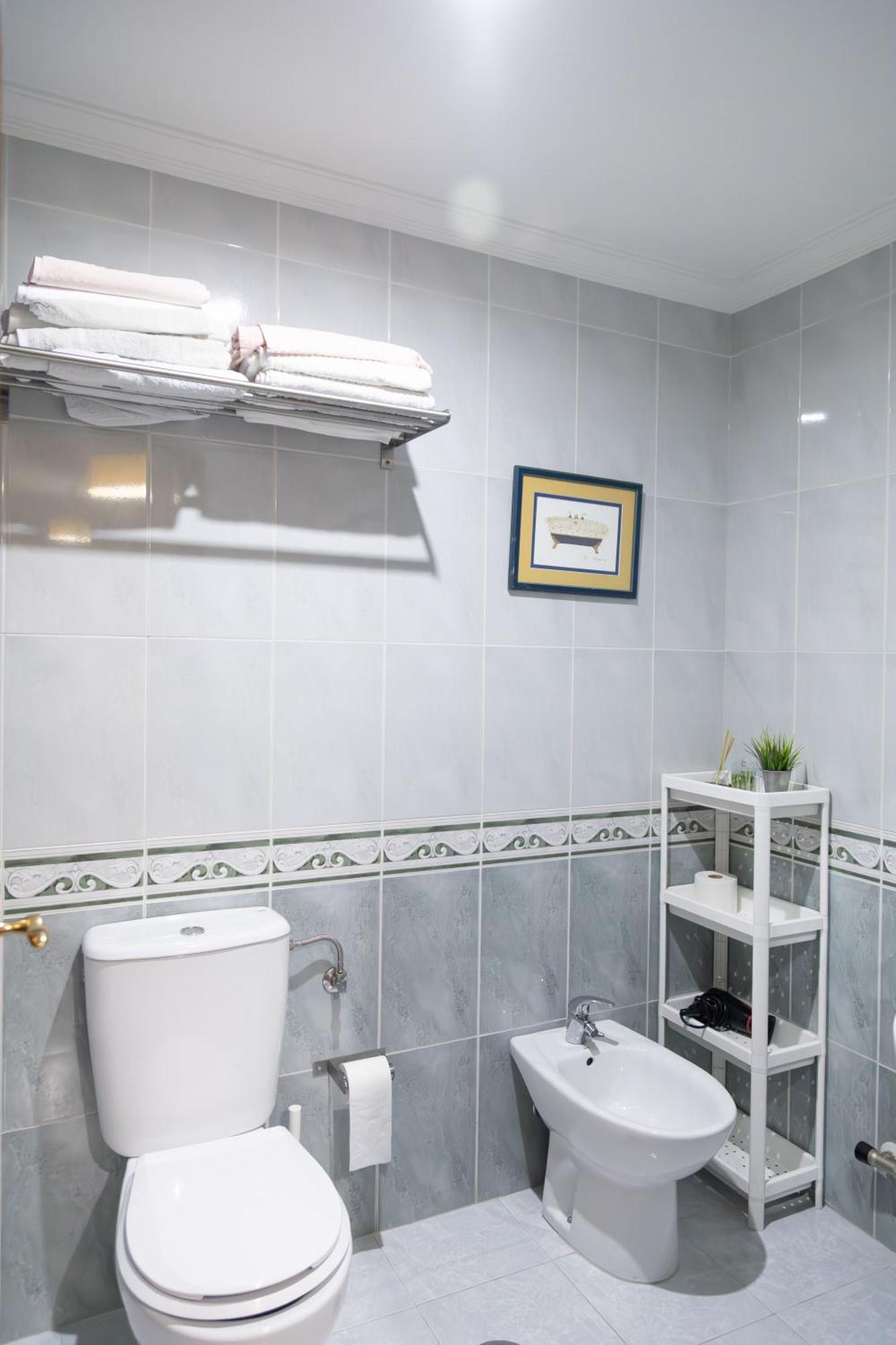 Apartamento Completo, Amplio, Muy Iluminado Y Con Plaza De Garaje Incluida. O Grove Kültér fotó