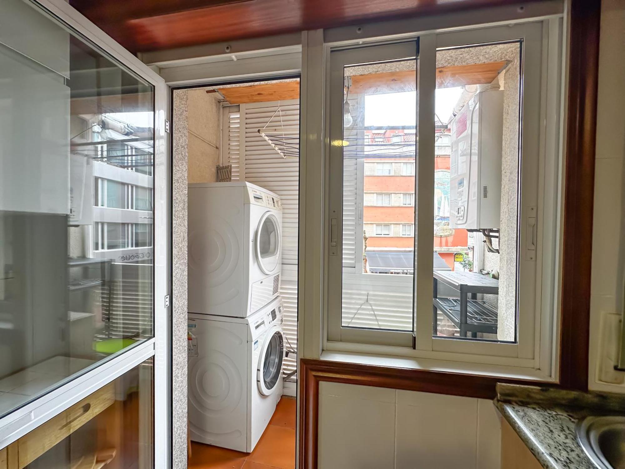 Apartamento Completo, Amplio, Muy Iluminado Y Con Plaza De Garaje Incluida. O Grove Kültér fotó